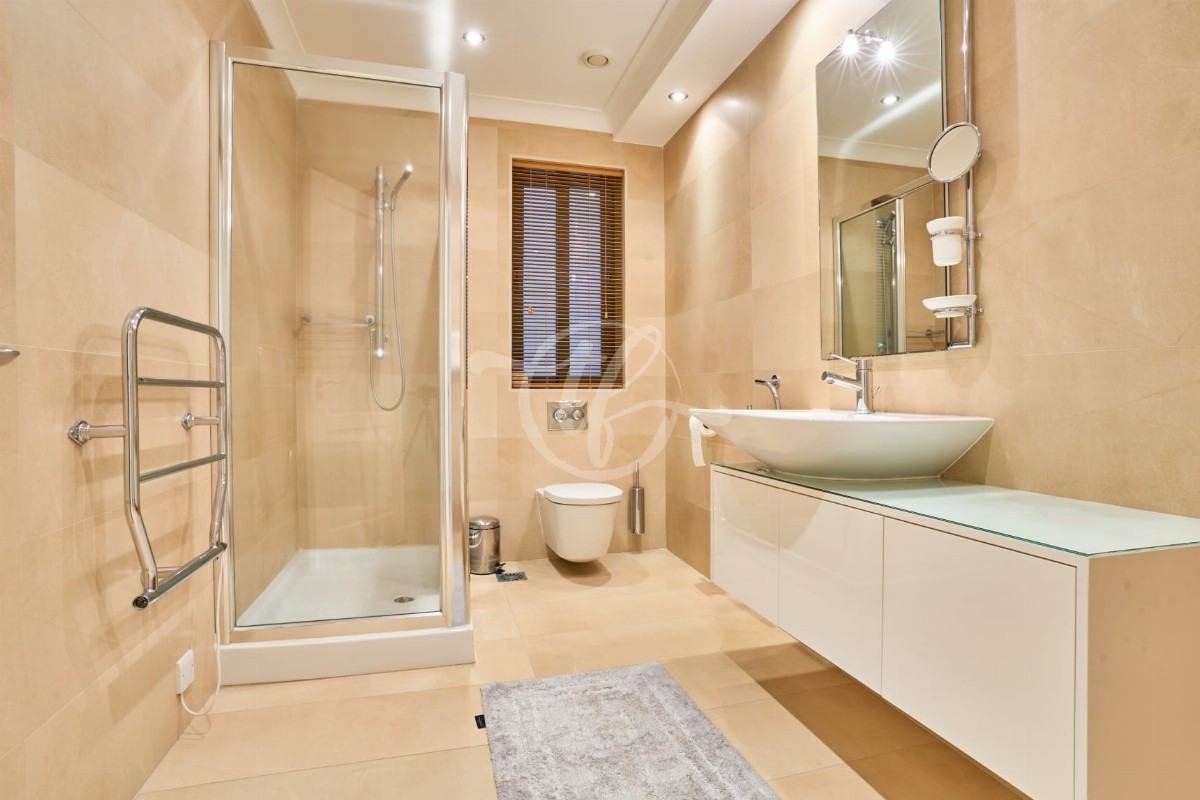 Luxurious Seafront Apartment for Rent in Sliema