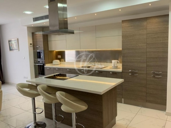 Modern Penthouse for Rent in Swatar