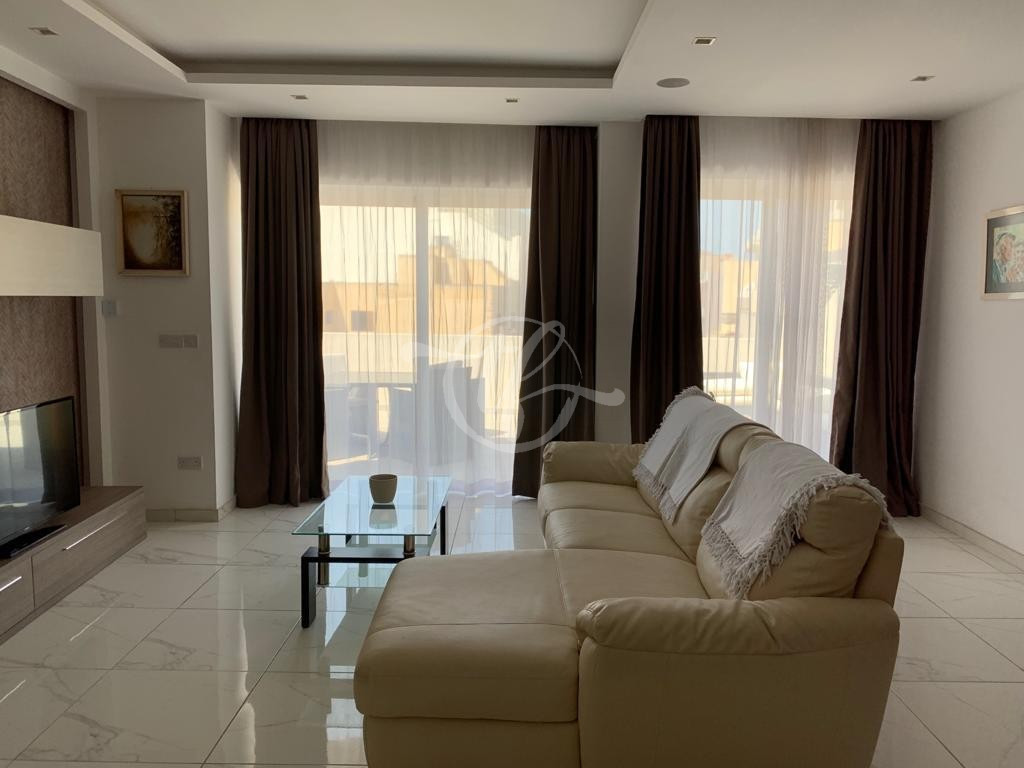 Modern Penthouse for Rent in Swatar