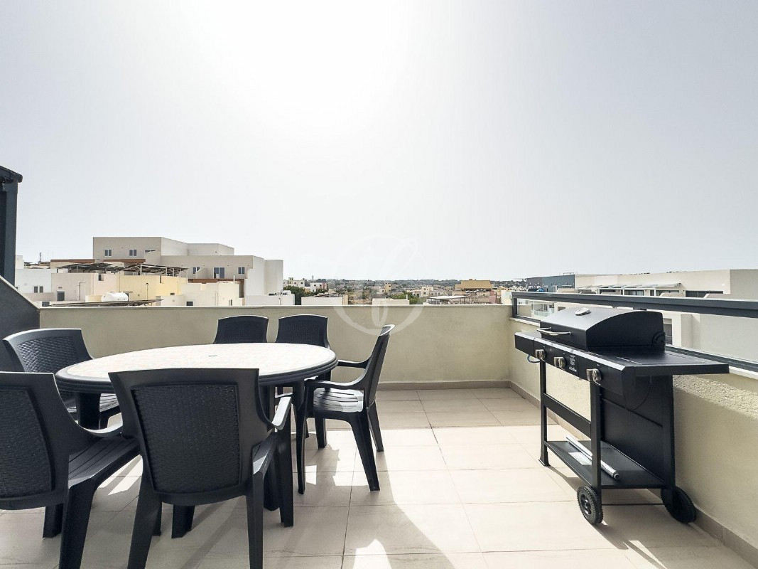 Modern Penthouse for Rent in Birzebbugia