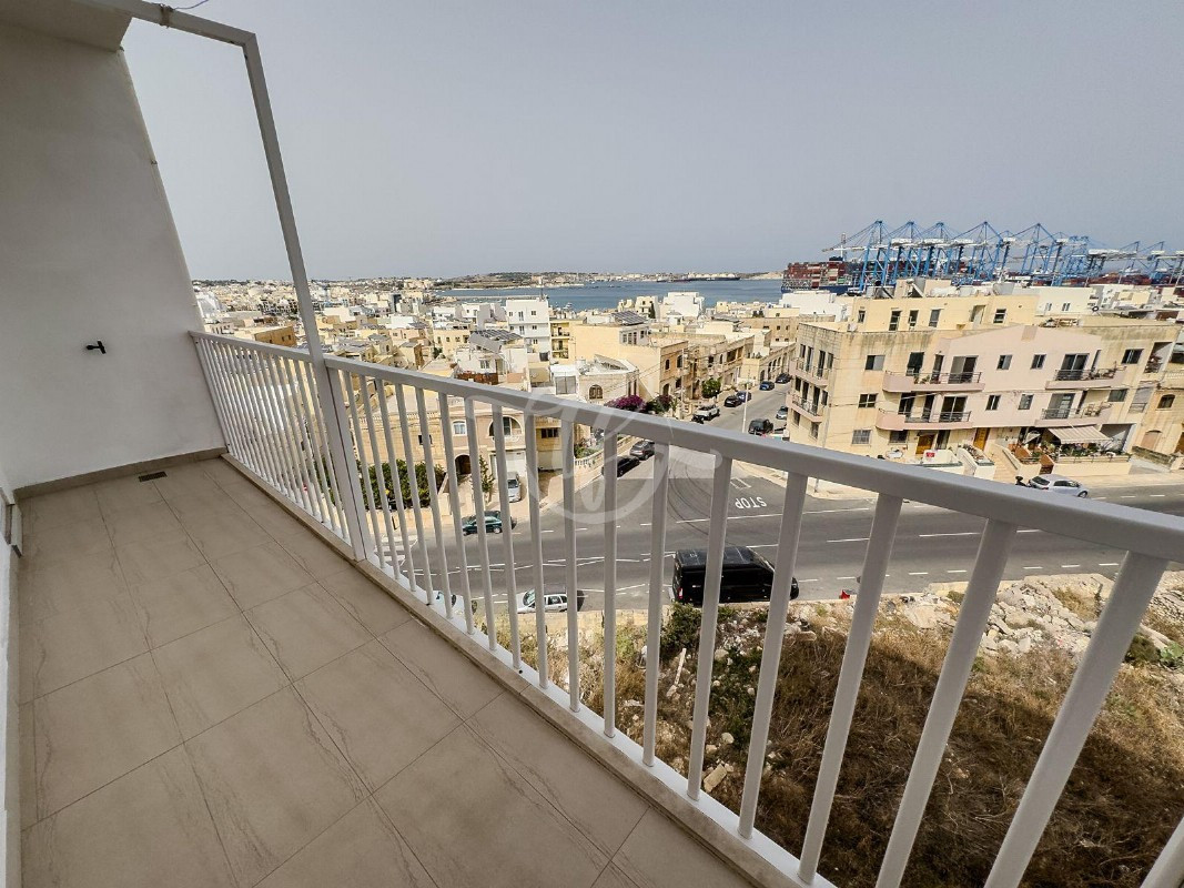 Modern Penthouse for Rent in Birzebbugia