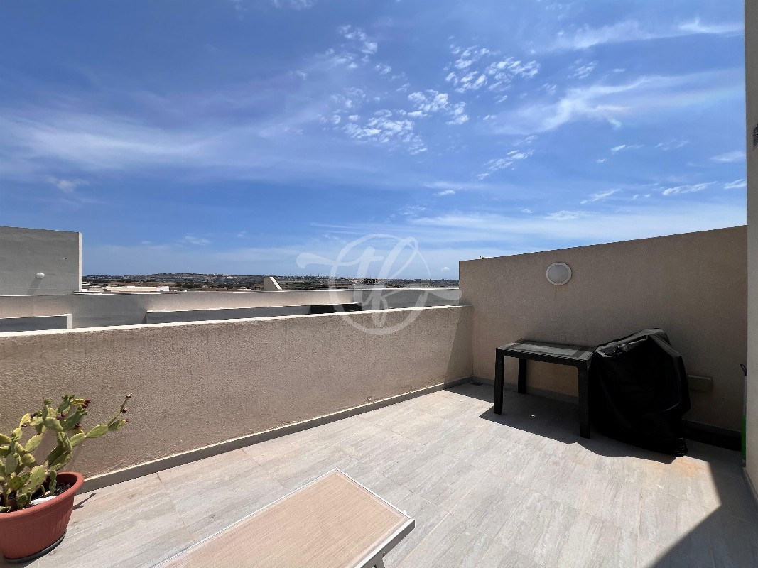 Penthouse for Rent in Qawra