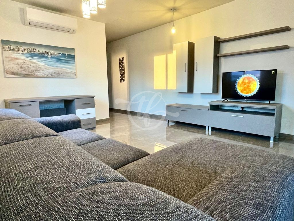 Penthouse for Rent in Qawra